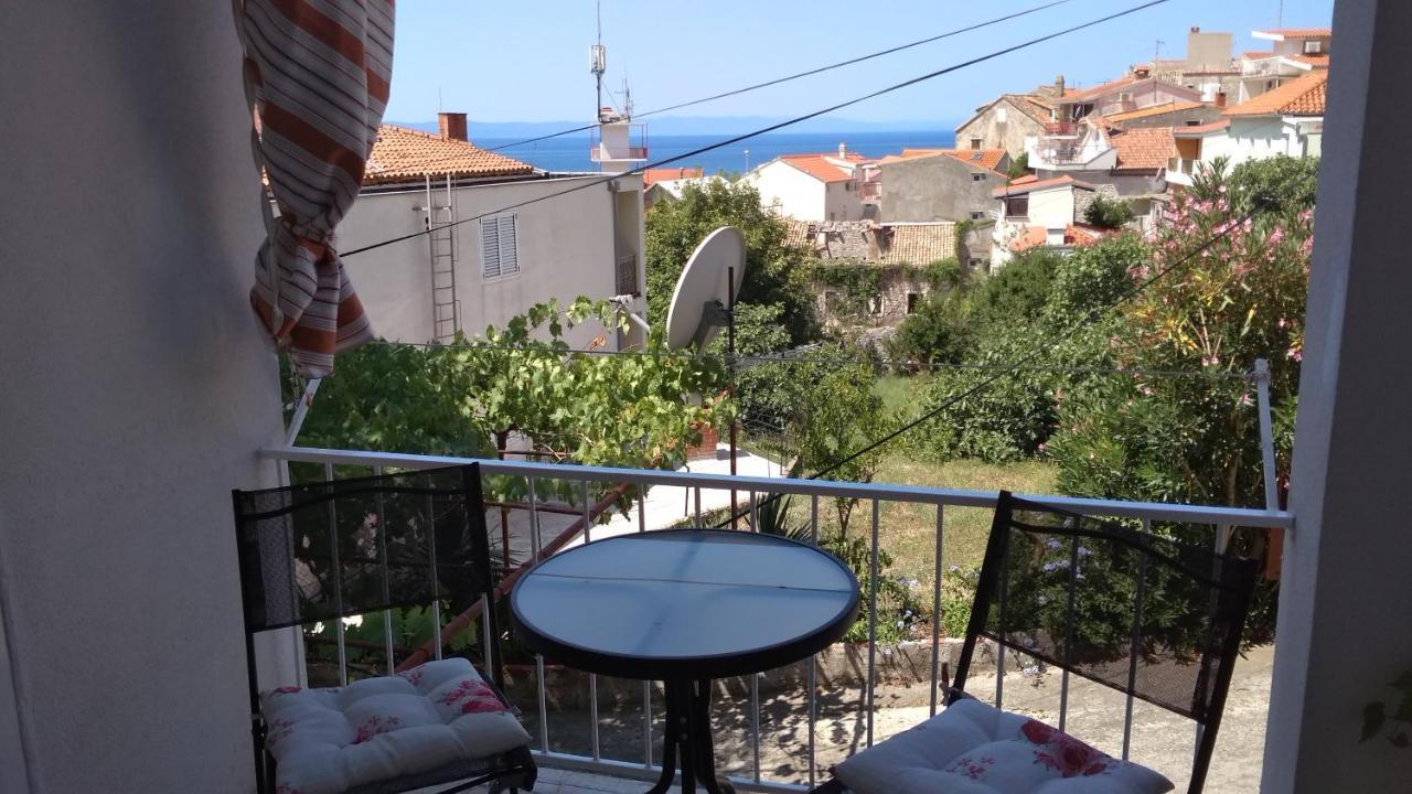 Apartment For 6 In Makarska Centar Εξωτερικό φωτογραφία