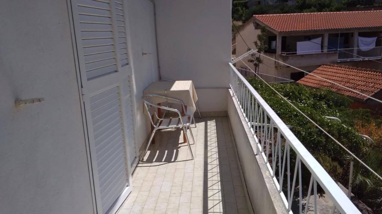 Apartment For 6 In Makarska Centar Εξωτερικό φωτογραφία