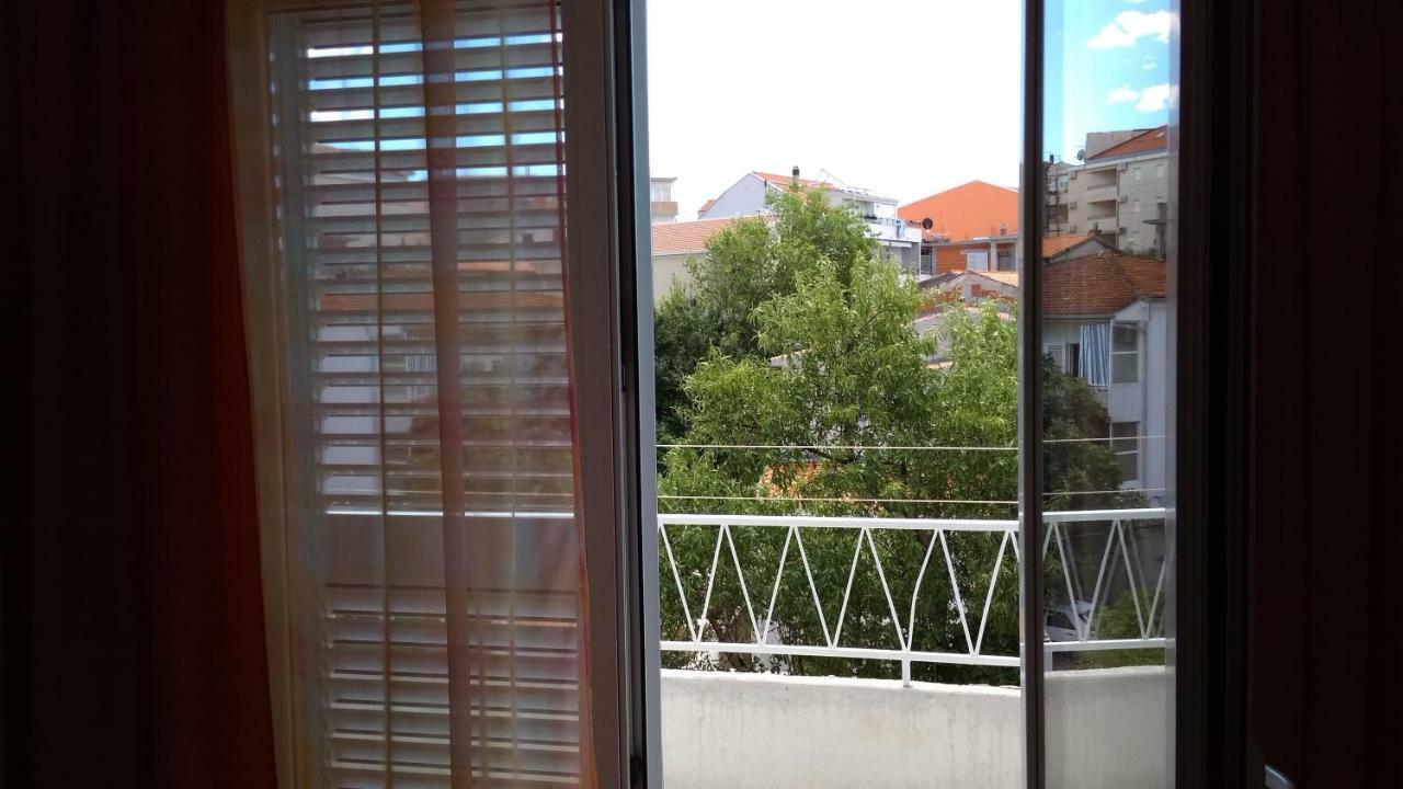 Apartment For 6 In Makarska Centar Εξωτερικό φωτογραφία