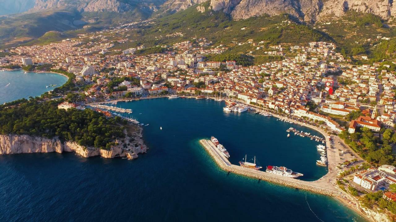 Apartment For 6 In Makarska Centar Εξωτερικό φωτογραφία
